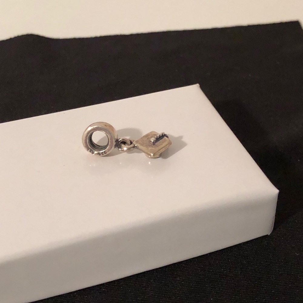 ‘Graduation Cap’ Pandora Charm